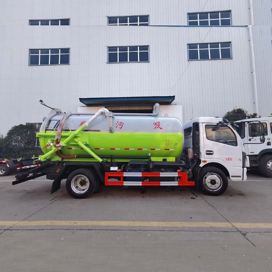 图片 8 square sewage suction trucks collect, transfer, clean and transport sludge and sewage, advanced structure, reliable performance