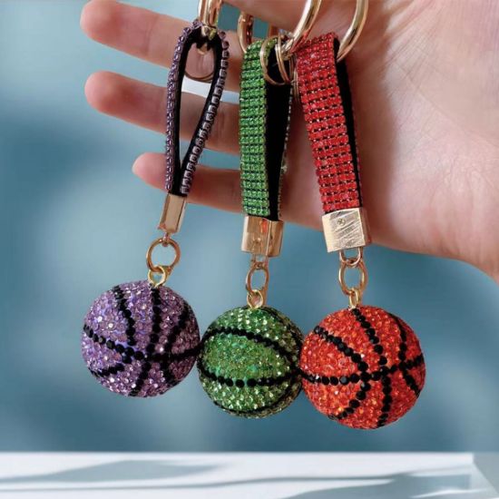 图片 Creative cute diamond basketball car keychain women's bag pendant metal key chain ring cartoon gift